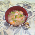みかかめ's cooksnap of when they made むきエビと玉ねぎの味噌汁.