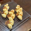 ちぱちぱさん's cooksnap of when they made カリッとモチッと♪チーズ入りベーコンエピ.