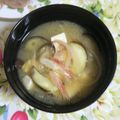 mmameco's cooksnap of when they made 玉ねぎ・豆腐・なすの味噌汁.