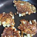 Tomotabi's cooksnap of when they made お弁当おつまみに☆納豆とちくわの磯辺焼き.