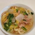 ドーナツ鍋's cooksnap of when they made 白菜と小松菜のあんかけうどん.