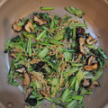 匿名希望's cooksnap of when they made かぶの葉っぱと乾燥えのきの炒め物.