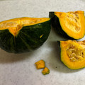 さんちゃん（╹◡╹）'s cooksnap of when they made 簡単やでかぼちゃ切り方包丁一本でOK.