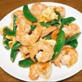 vabochan's cooksnap of when they made えびとスナップエンドウの卵炒め.