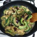 ぷるたま's cooksnap of when they made ナスとゴーヤの味噌炒め.