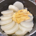 iruy's cooksnap of when they made 大根と油揚げの簡単白だし煮.
