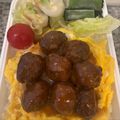ねみねみ's cooksnap of when they made ふわふわ卵にミートボール乗っけ弁当.