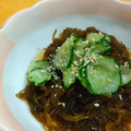 ちーまぐ's cooksnap of when they made きゅうりともずくのぽん酢和え　小皿１品.
