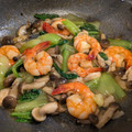 直感台所ʕ·ᴥ·ʔ's cooksnap of when they made えびと青梗菜としめじの炒め物.