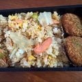 なーなちゃん's cooksnap of when they made 包丁いらず♪鮭たまレタスチャーハン♡.