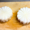 かっちゃん杉's cooksnap of when they made 簡単！？可愛い大根の飾り切り 菊の花.