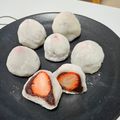 kanae1023's cooksnap of when they made レンジで簡単♪いちご大福♪.