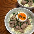 Ruriluru's cooksnap of when they made 市販の豚角煮でゆで卵白髪ネギのせ豚角煮丼.