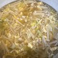 ポムポムポヨコ's cooksnap of when they made 簡単♡えのき茸のサンラータン風スープ.