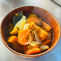 azbjbn's cooksnap of when they made かぼちゃと人参と玉ねぎのみそ汁.