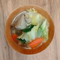 neko＊and…'s cooksnap of when they made 鶏もも肉スープ♪簡単白菜春雨人参しめじ.