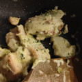 さとみんちゃちゃちゃ's cooksnap of when they made じゃがいもと法蓮草と鶏肉のマヨチー炒め.