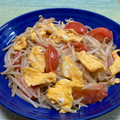 ビートルズ食堂's cooksnap of when they made もやしとトマトの味噌マヨ炒め♬.