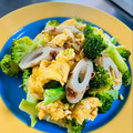 azbjbn's cooksnap of when they made ブロッコリーとちくわと卵の中華風炒め.