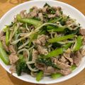 ママメイン！時々子供's cooksnap of when they made 豚もやし小松菜炒め☆疲労回復スタミナ満点.
