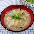在宅勤務のおじさん's cooksnap of when they made 里芋のみそ汁.