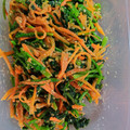 クックOM70Z9☆'s cooksnap of when they made ほうれん草とにんじんのごま和え.