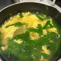 もじ○'s cooksnap of when they made ふわふわ卵のにらたまスープ.