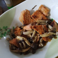 yumihuar's cooksnap of when they made 秋香る 鮭としめじのバターしょうゆ.