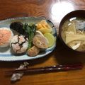 Ruriluru's cooksnap of when they made 鮭フレークと塩昆布のコロコロおにぎり○.