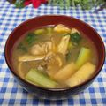 ととろ＆めい's cooksnap of when they made 白舞茸と小松菜、油揚のお味噌汁.