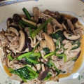 よっしー1216's cooksnap of when they made 豚バラと小松菜ときのこの中華炒め.