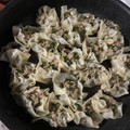 さんすけママ☆'s cooksnap of when they made 蒸し器いらず！餃子の皮でジャンボ焼売.