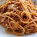 マリマル's cooksnap of when they made ワンパンで食卓まで♪巣ごもりナポリタン.