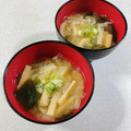 みぽぽ37's cooksnap of when they made えのきとキャベツのみそ汁.