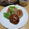 クックI7I5L1☆'s cooksnap of when they made 簡単！鶏ひき肉ともやしの照焼きハンバーグ.
