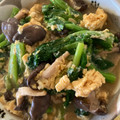 Kitchenえもん's cooksnap of when they made 【農家のレシピ】菜の花とエノキの卵とじ.