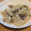 わかとみーの母's cooksnap of when they made 牛肉とレタスのガーリック炒飯.