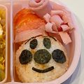 クック6U7INU☆'s cooksnap of when they made クリスマスに♪アンパンマンサンタのお弁当.