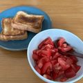 料理苦手's cooksnap of when they made お手軽朝ご飯【トマトだけのブルスケッタ】.