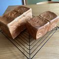 チャロネコ's cooksnap of when they made 山型食パン＆角食パン（生地作りはHBで）.
