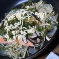 カックンの's cooksnap of when they made 鮭とキノコと玉ねぎのフライパン蒸し.