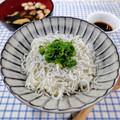 在宅勤務のおじさん's cooksnap of when they made レンジで簡単！生姜タレが美味＊しらす丼.