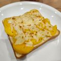 パンダ達の母です。's cooksnap of when they made 柿チー♥トースト.