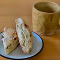 taracho's cooksnap of when they made 簡単！グラノーラ入りスコーン.