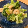 MaddyLilly's cooksnap of when they made エビとブロッコリーのシンプル塩炒め.