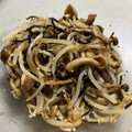 クックZWH88Q☆'s cooksnap of when they made もやしとぶなしめじの塩昆布和え.