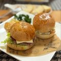 毎日笑顔になる料理's cooksnap of when they made 手捏ねで簡単＊ふんわりハンバーガーバンズ.
