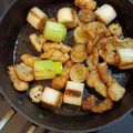 アクセル☆'s cooksnap of when they made 鶏皮とねぎの甘辛炒め.