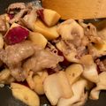 クックKMXRET☆'s cooksnap of when they made さつま芋・れんこん・豚肉の甘辛炒め煮.
