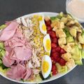 rynbaskets's cooksnap of when they made おもてなし♡チキンとアボカドのコブサラダ.